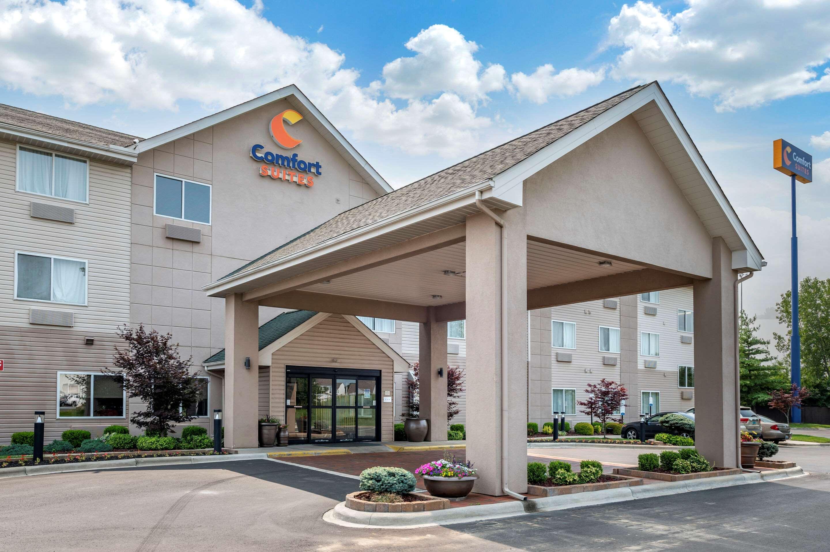 Comfort Suites Columbus West - Hilliard Екстериор снимка