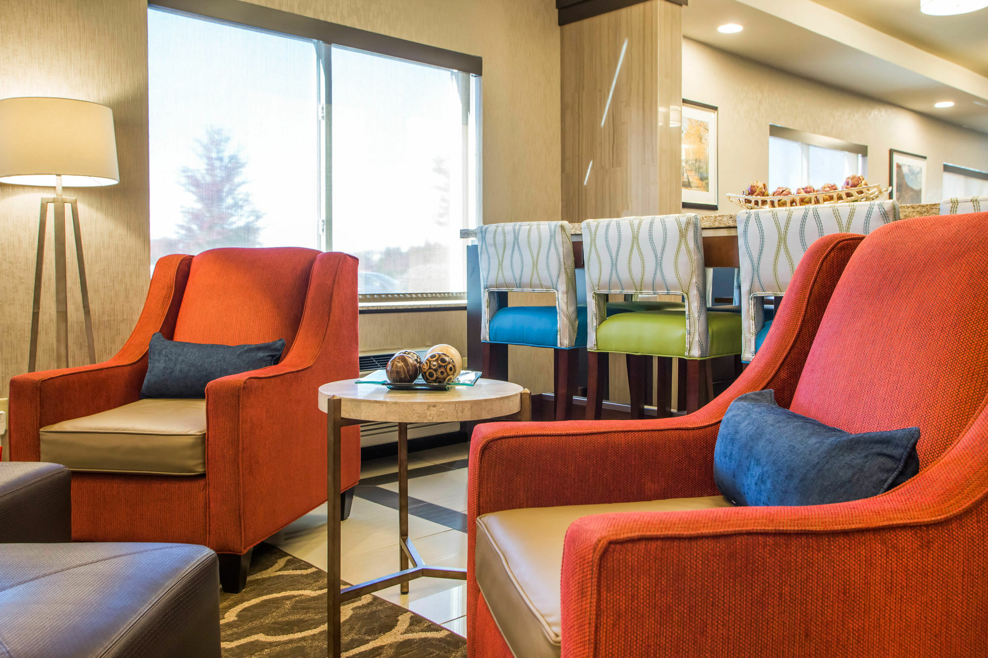 Comfort Suites Columbus West - Hilliard Екстериор снимка