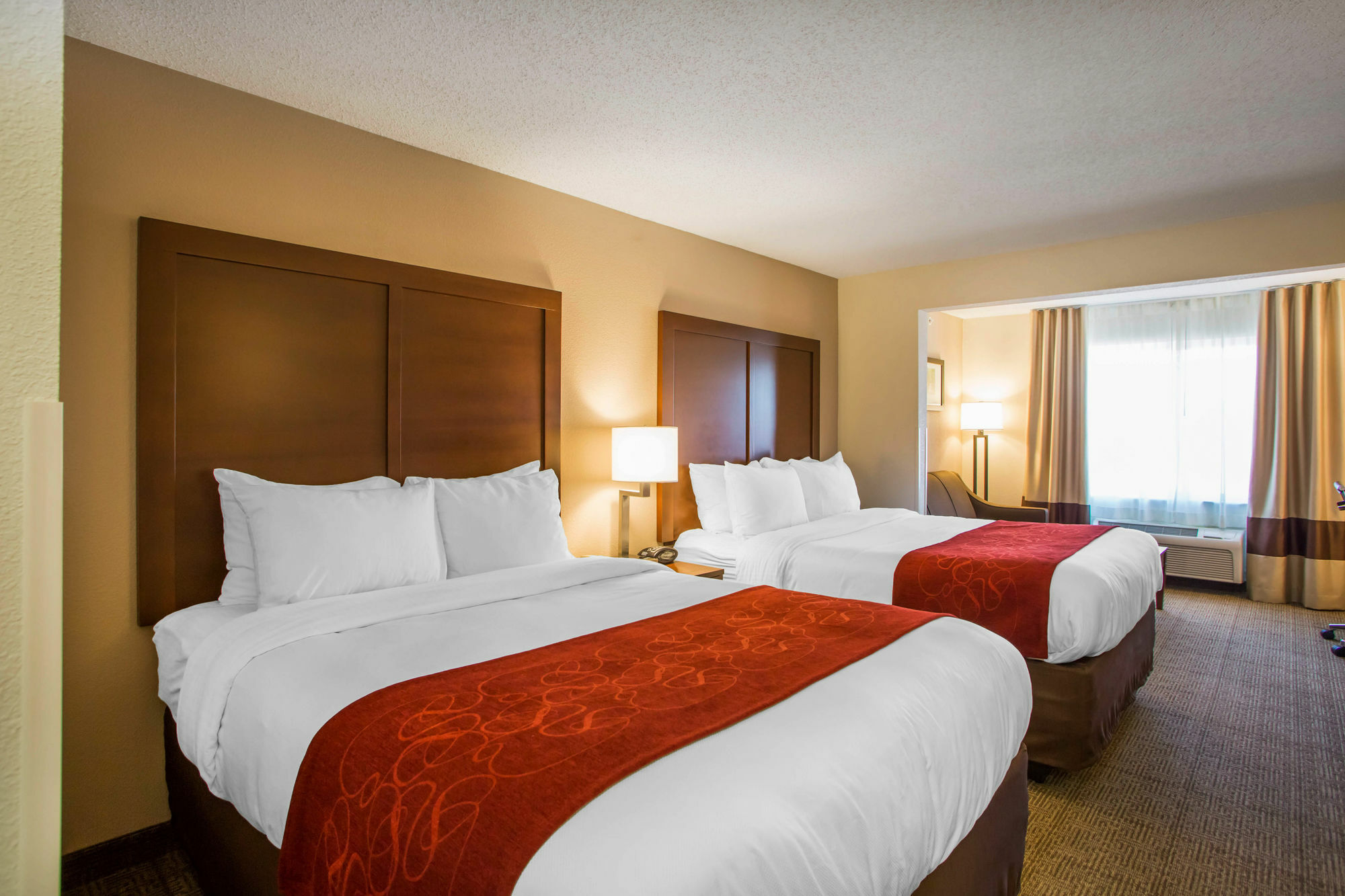 Comfort Suites Columbus West - Hilliard Екстериор снимка